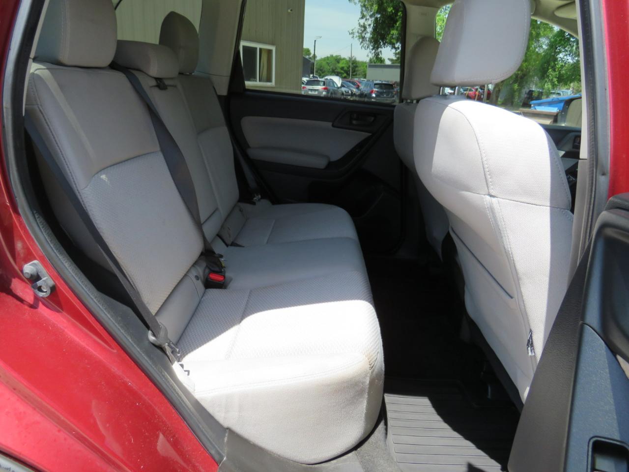 Subaru Forester 2.5i Premium PZEV CVT 2017