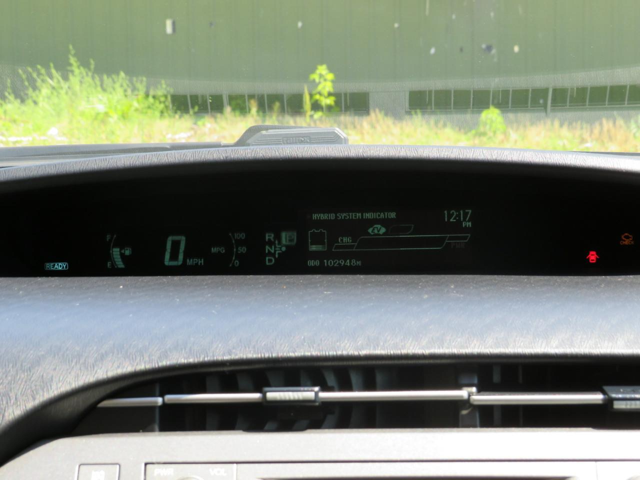 Toyota Prius Two 2015