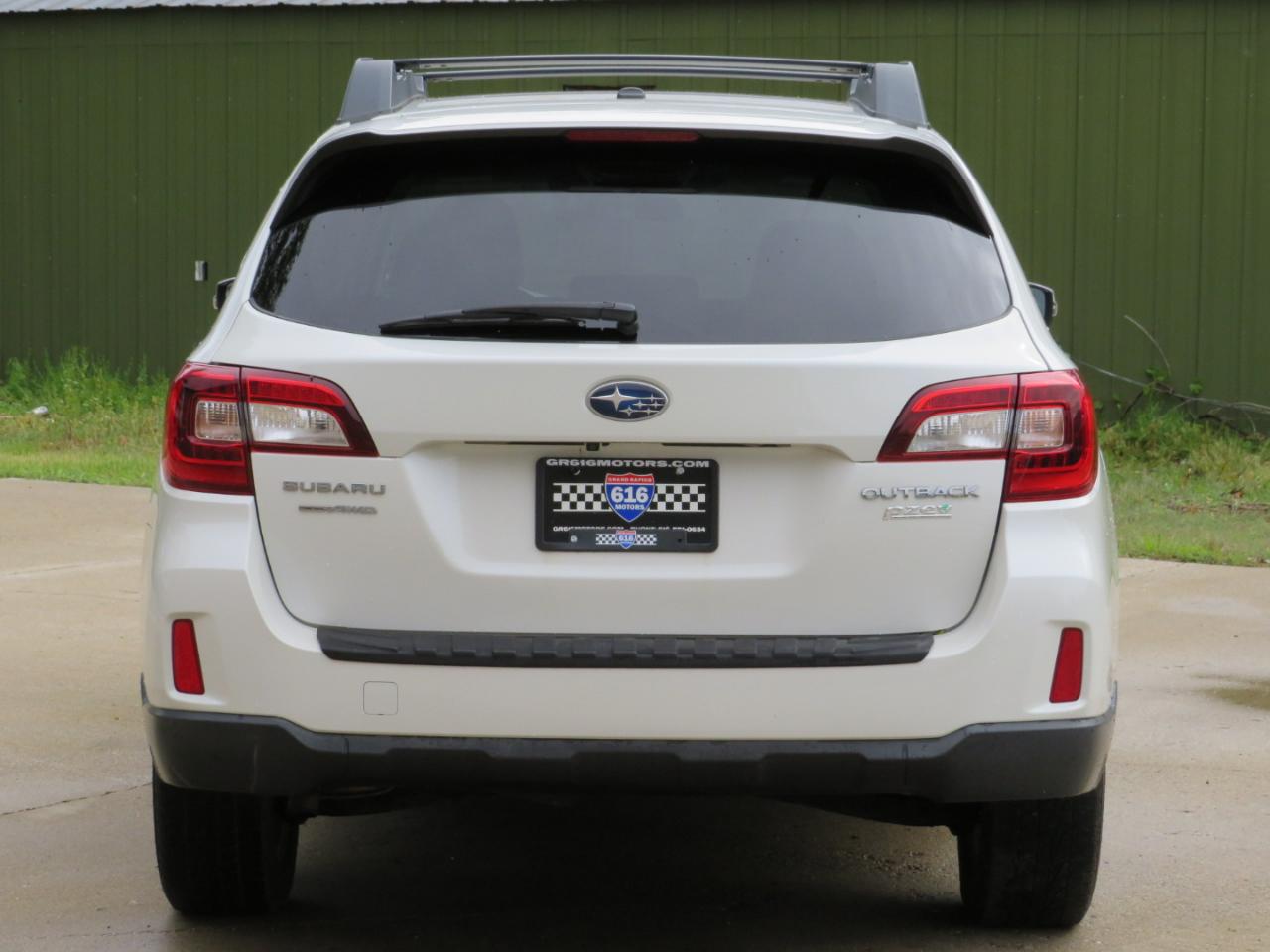 Subaru Outback 2.5i Limited 2015