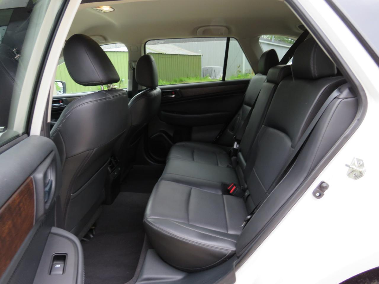 Subaru Outback 2.5i Limited 2015