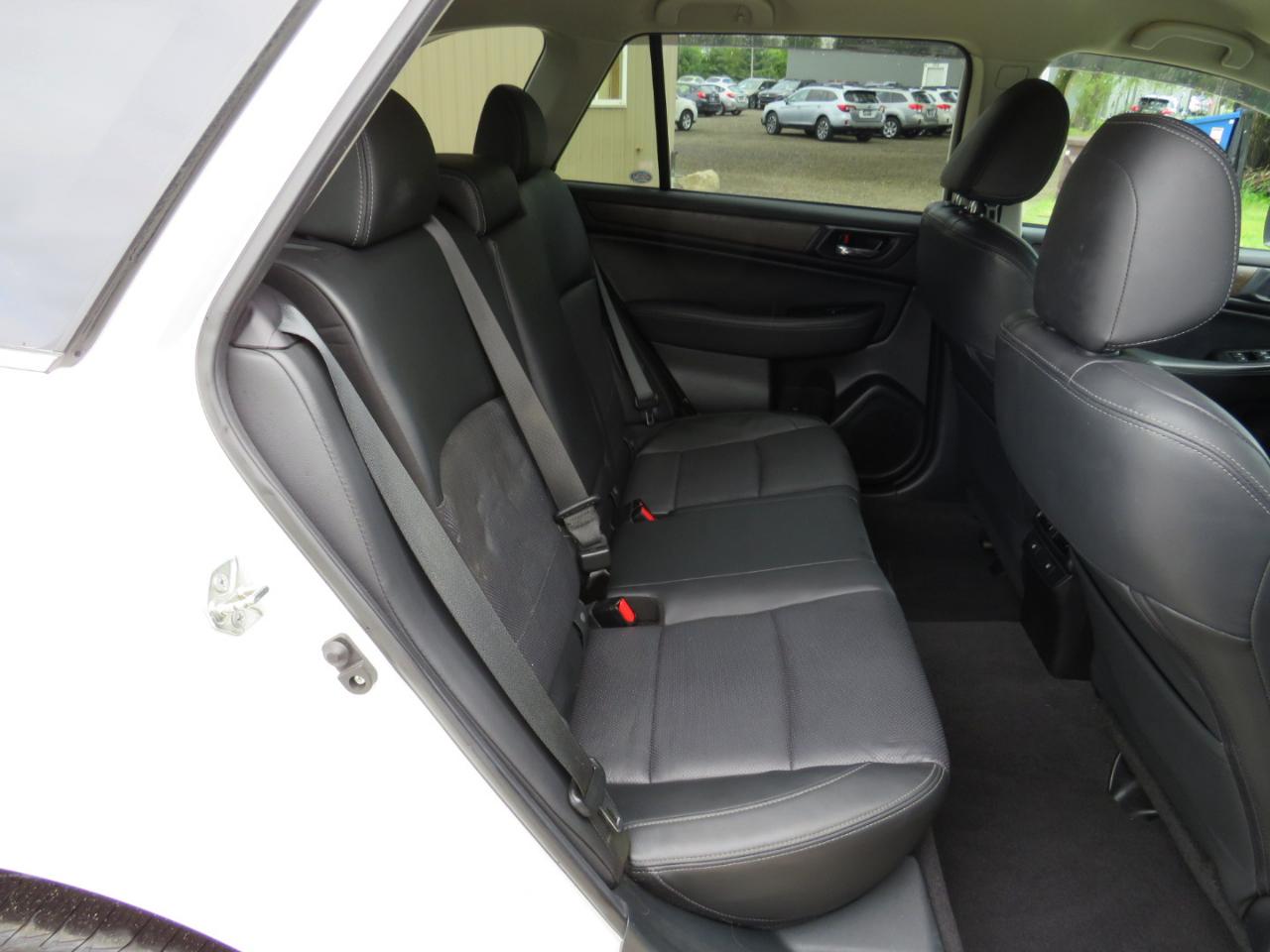 Subaru Outback 2.5i Limited 2015