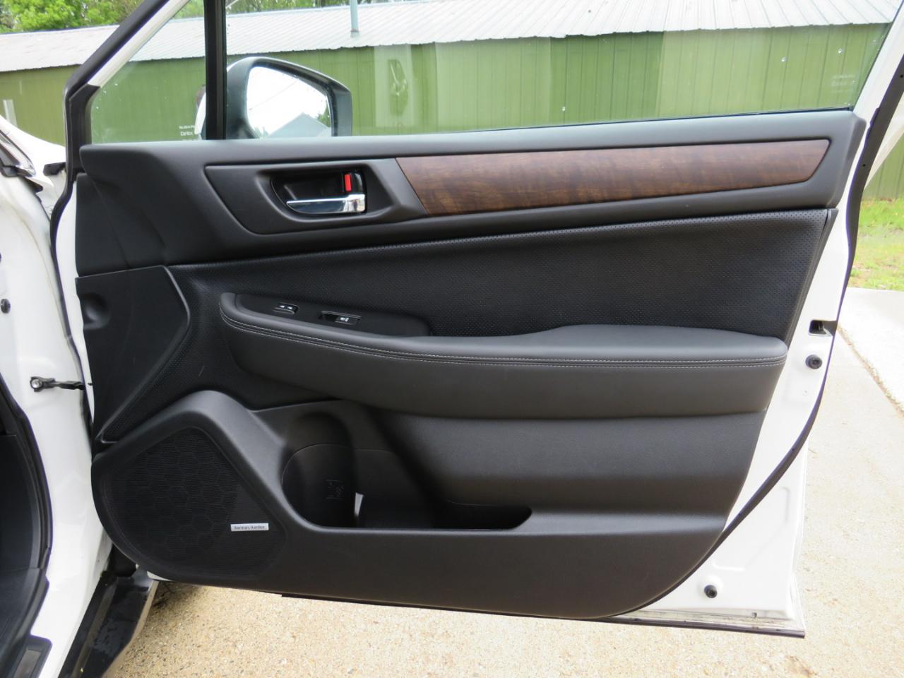 Subaru Outback 2.5i Limited 2015