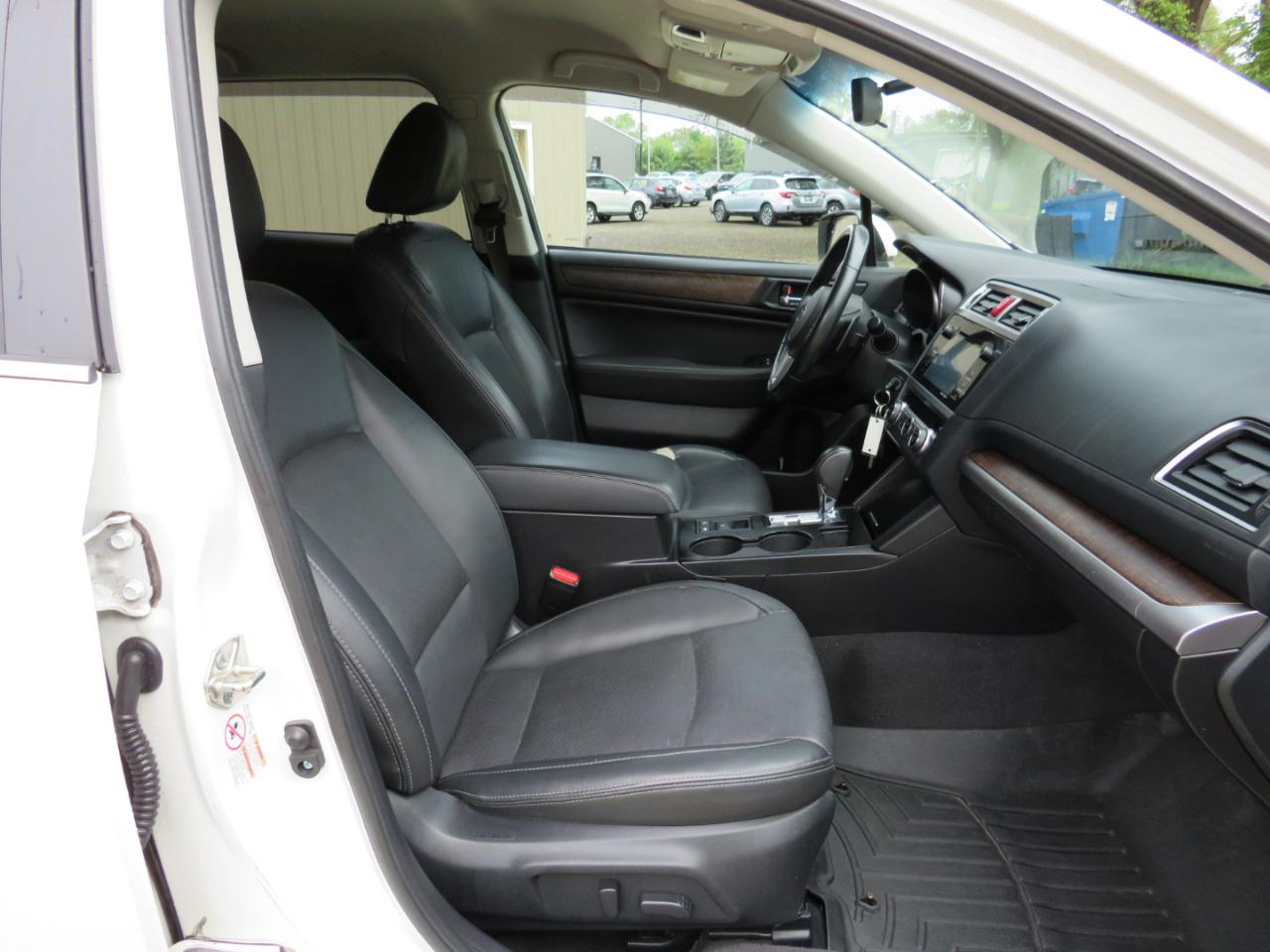Subaru Outback 2.5i Limited 2015