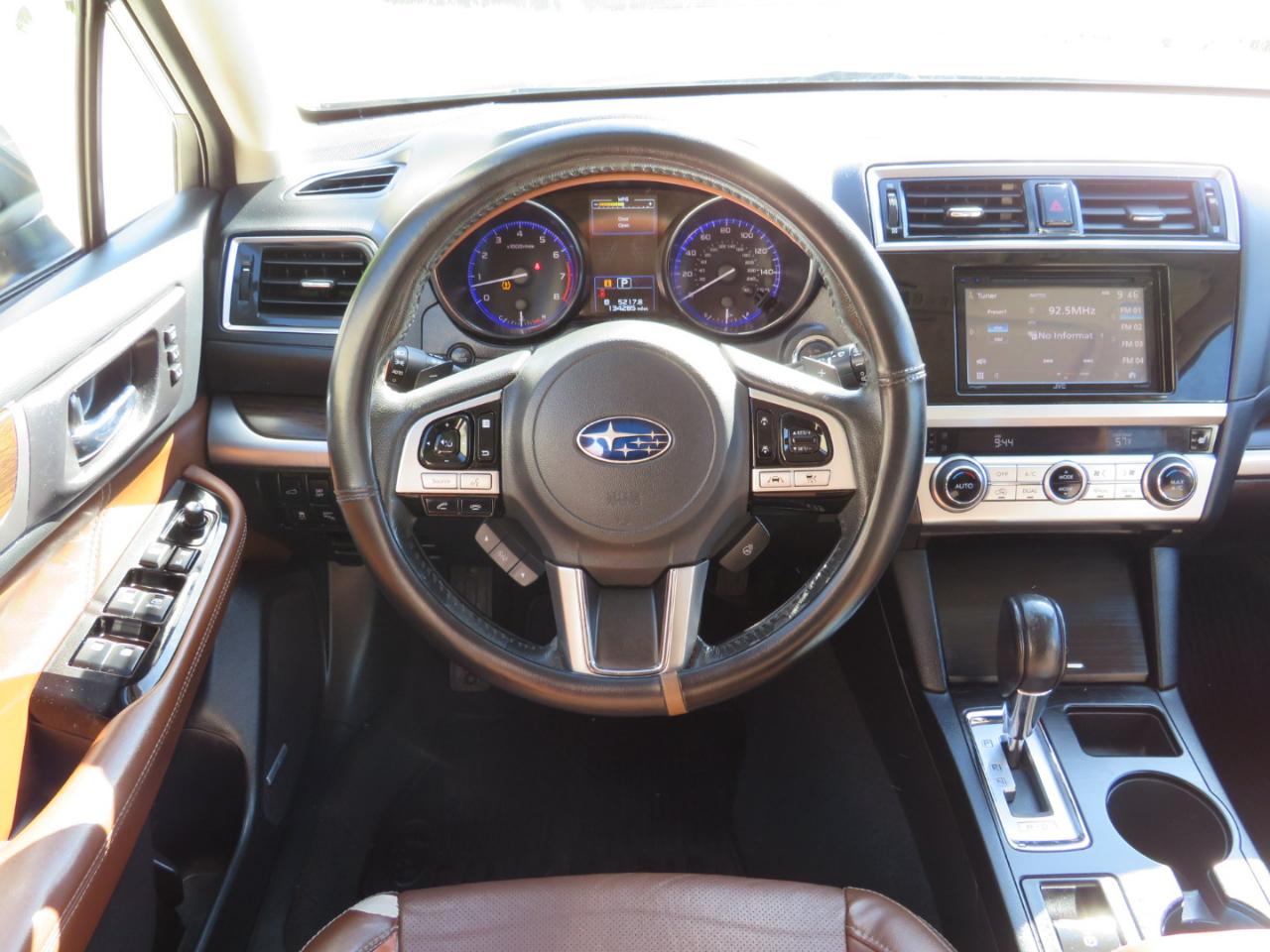 Subaru Outback 3.6R Touring 2017