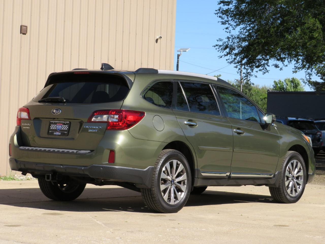Subaru Outback 3.6R Touring 2017