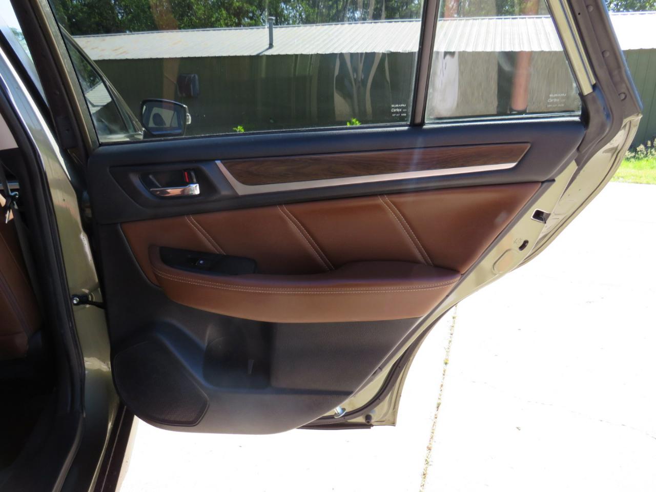 Subaru Outback 3.6R Touring 2017