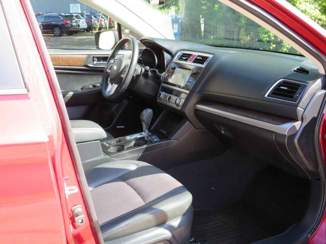 Subaru Outback 3.6R Limited 2015