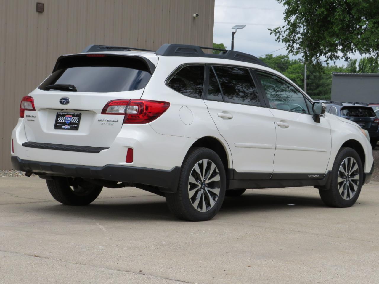 Subaru Outback 2.5i Limited 2015