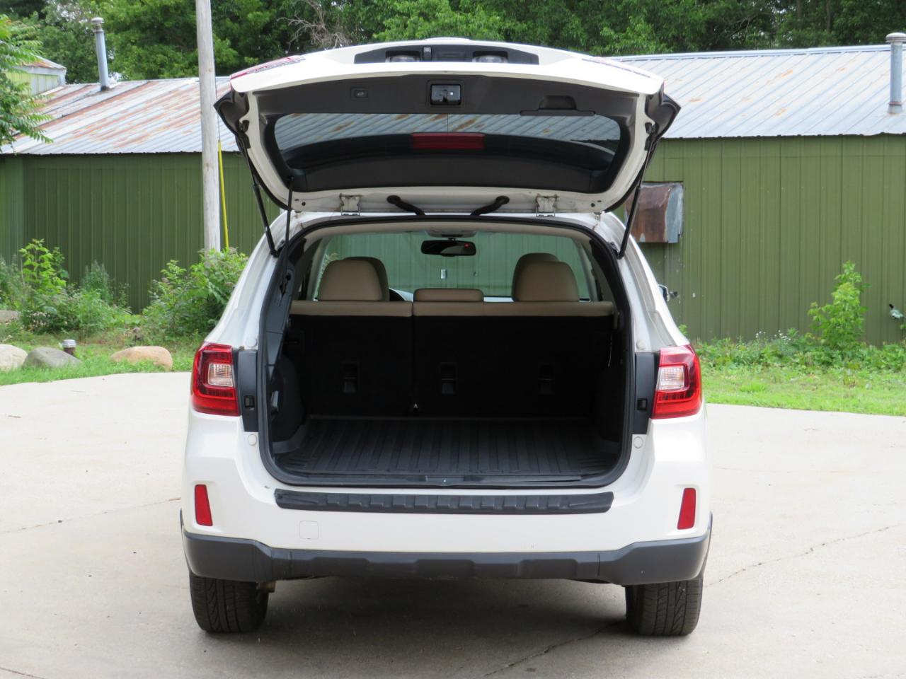Subaru Outback 2.5i Limited 2015