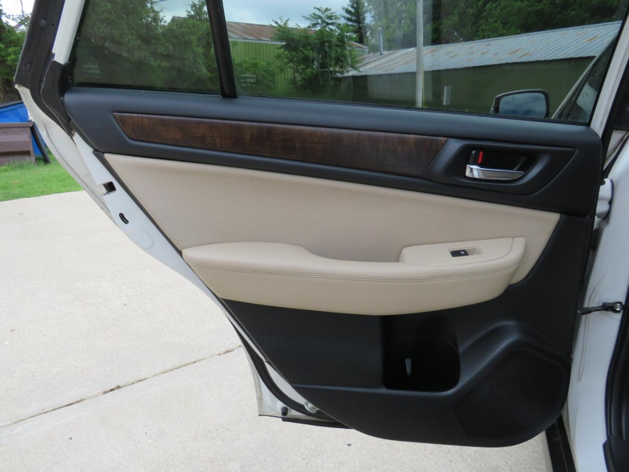 Subaru Outback 2.5i Limited 2015