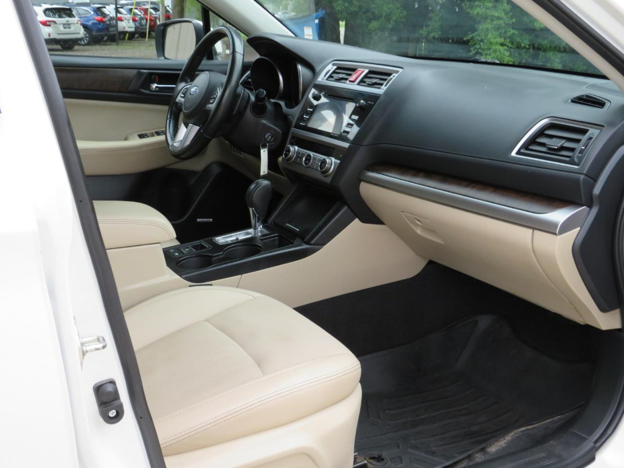 Subaru Outback 2.5i Limited 2015