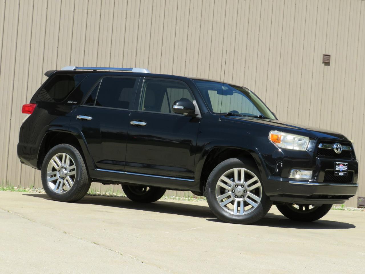Toyota 4Runner Limited V6 4WD 2013