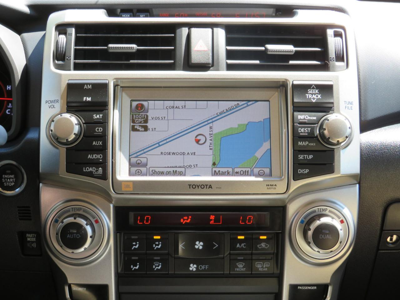 Toyota 4Runner Limited V6 4WD 2013