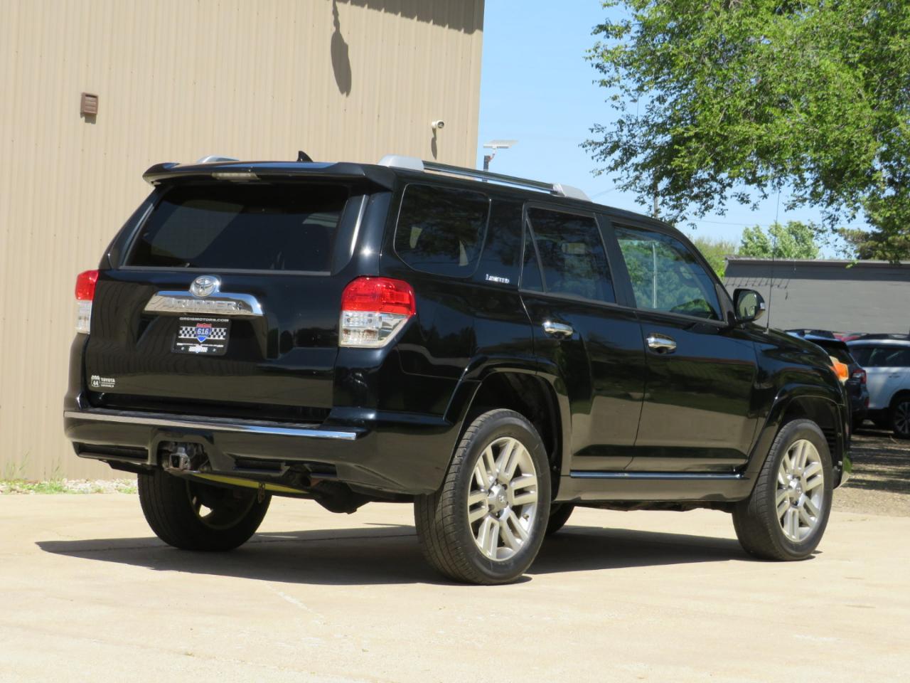 Toyota 4Runner Limited V6 4WD 2013
