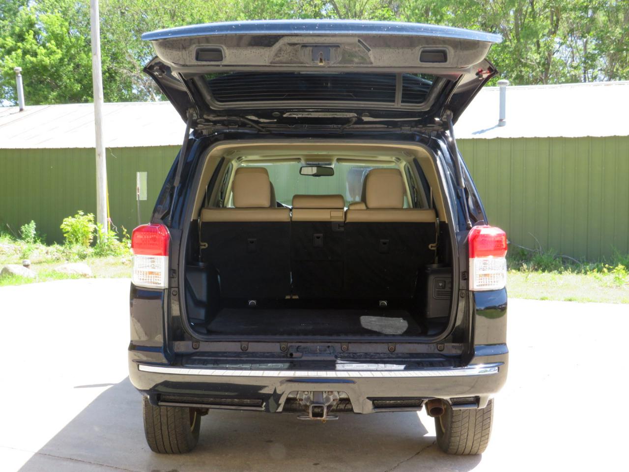 Toyota 4Runner Limited V6 4WD 2013