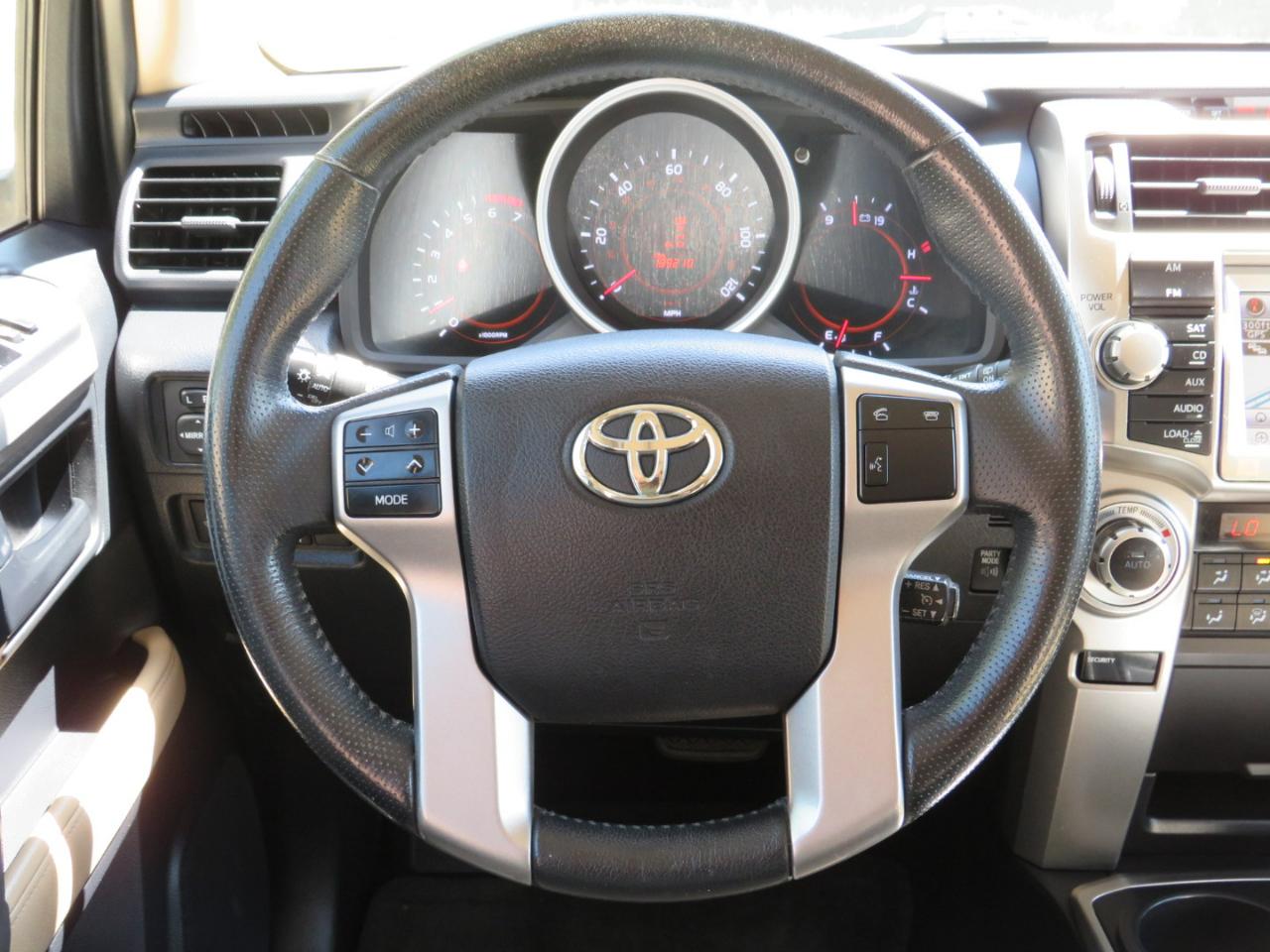 Toyota 4Runner Limited V6 4WD 2013