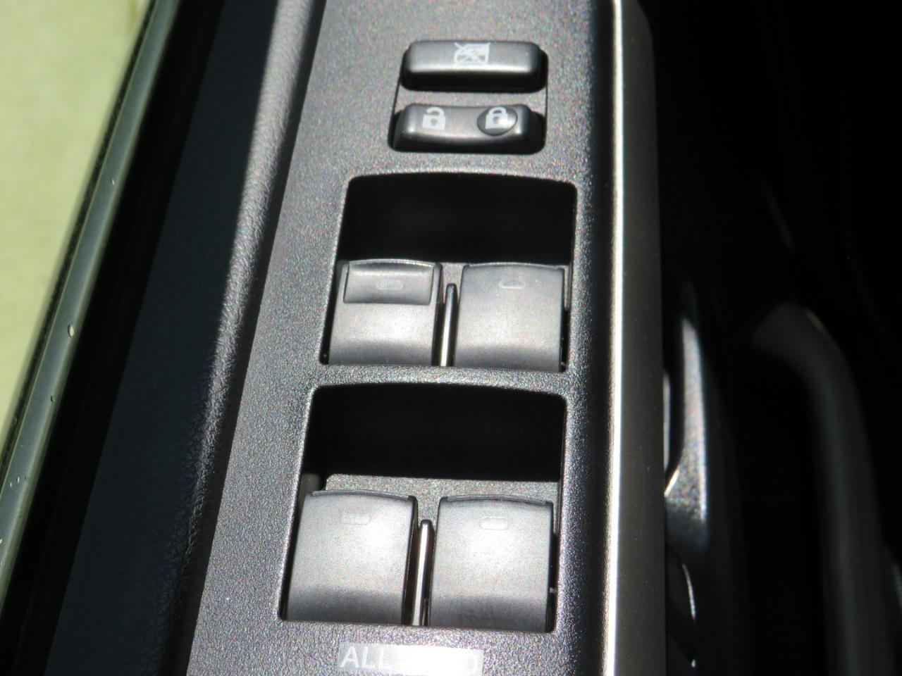 Toyota 4Runner Limited V6 4WD 2013