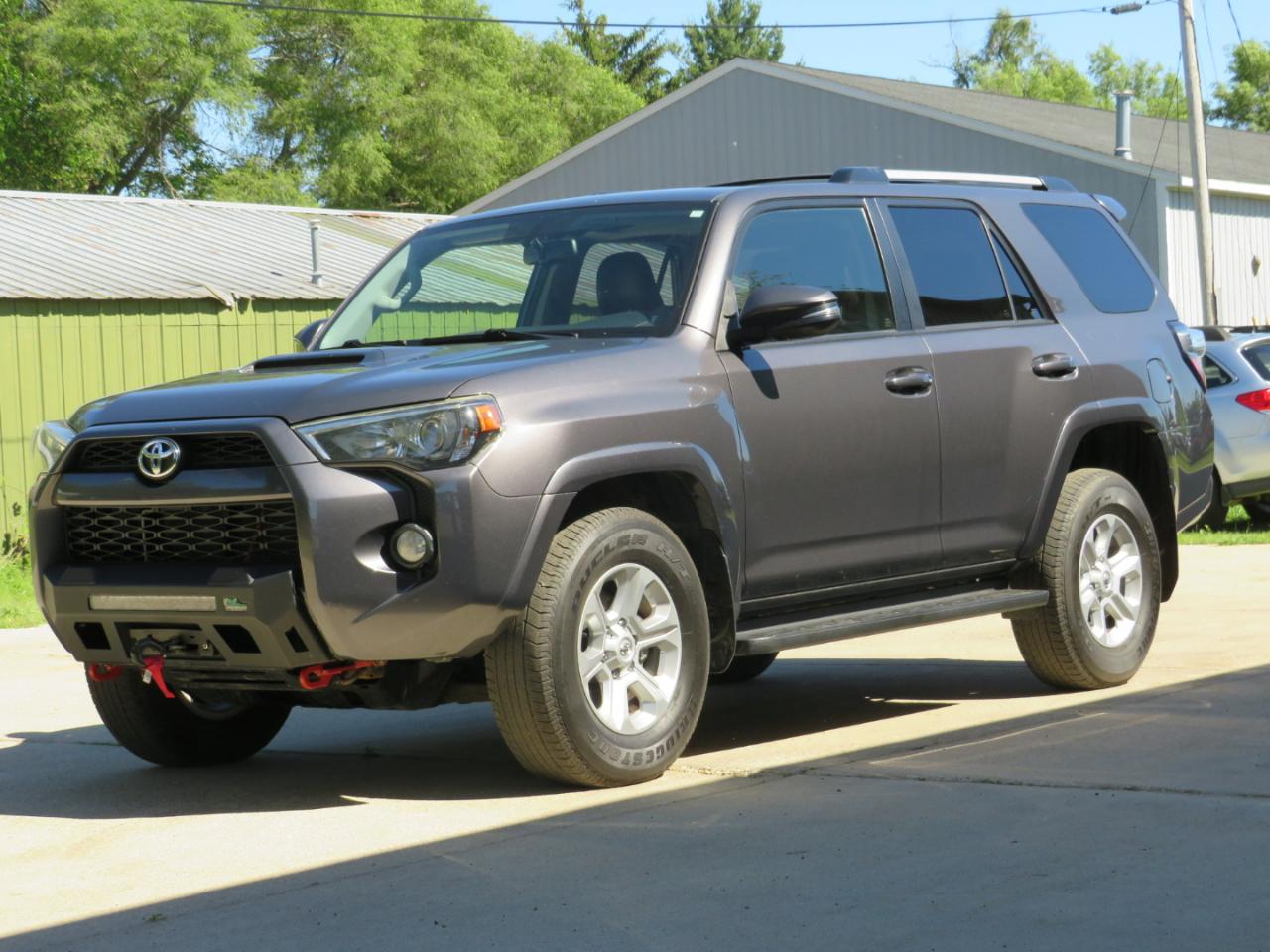 Toyota 4Runner SR5 4WD 2014