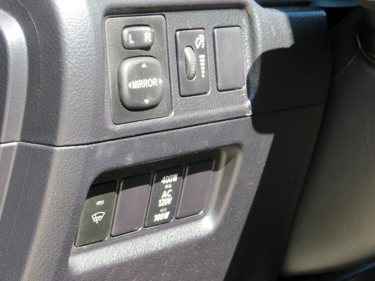 Toyota 4Runner SR5 4WD 2014