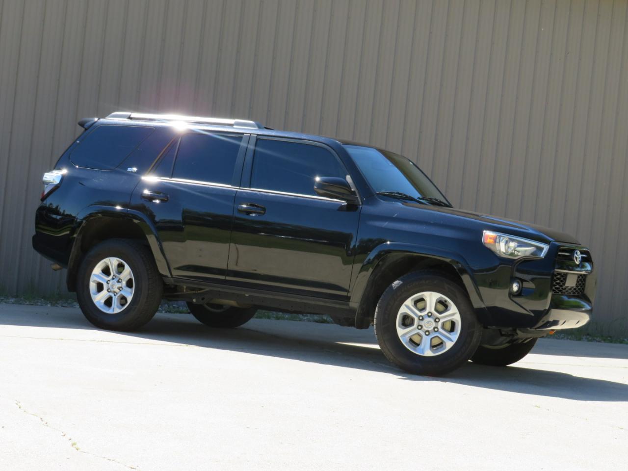 Toyota 4Runner SR5 4WD 2021
