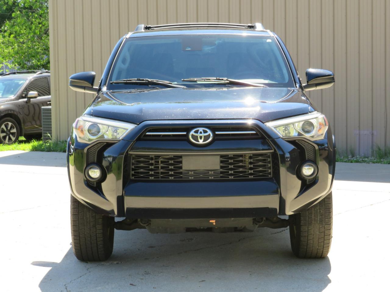 Toyota 4Runner SR5 4WD 2021