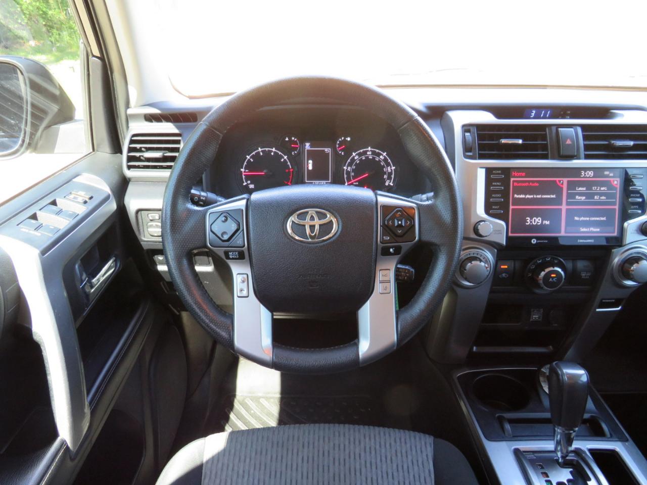 Toyota 4Runner SR5 4WD 2021