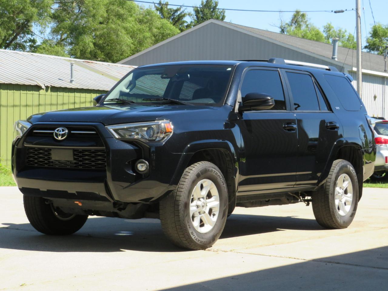 Toyota 4Runner SR5 4WD 2021