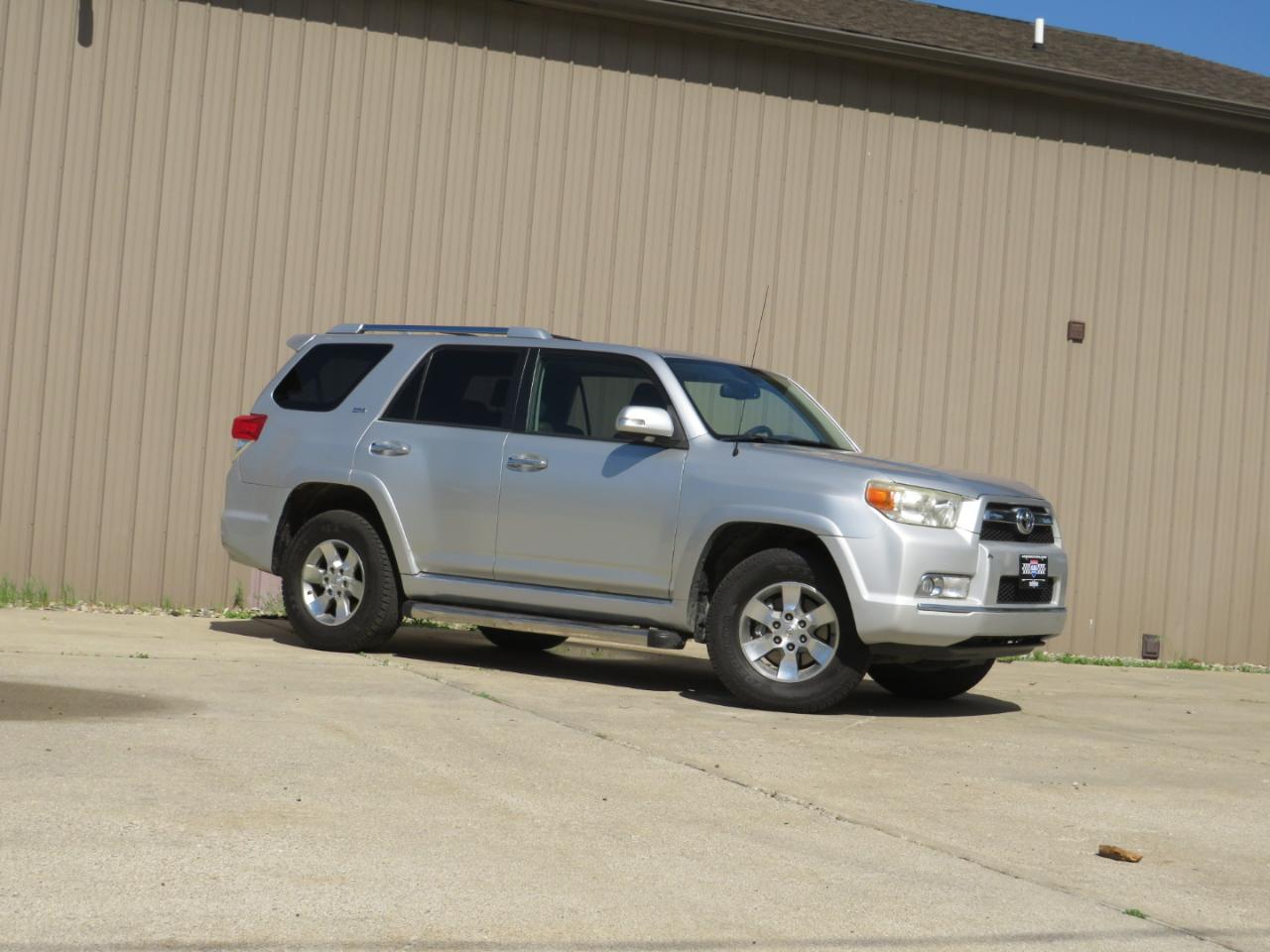 Toyota 4Runner SR5 4WD 2012