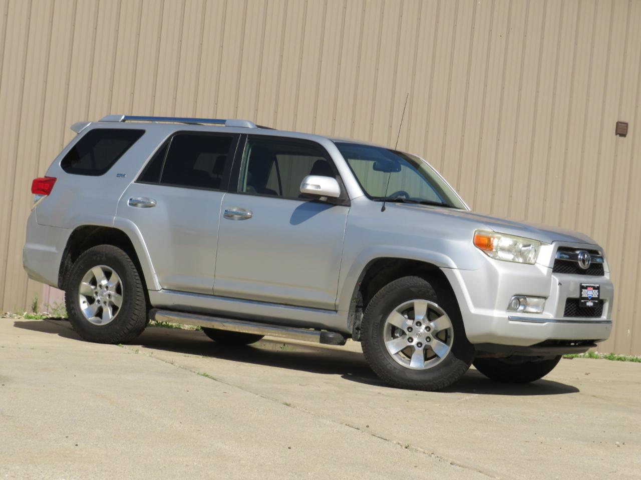 Toyota 4Runner SR5 4WD 2012