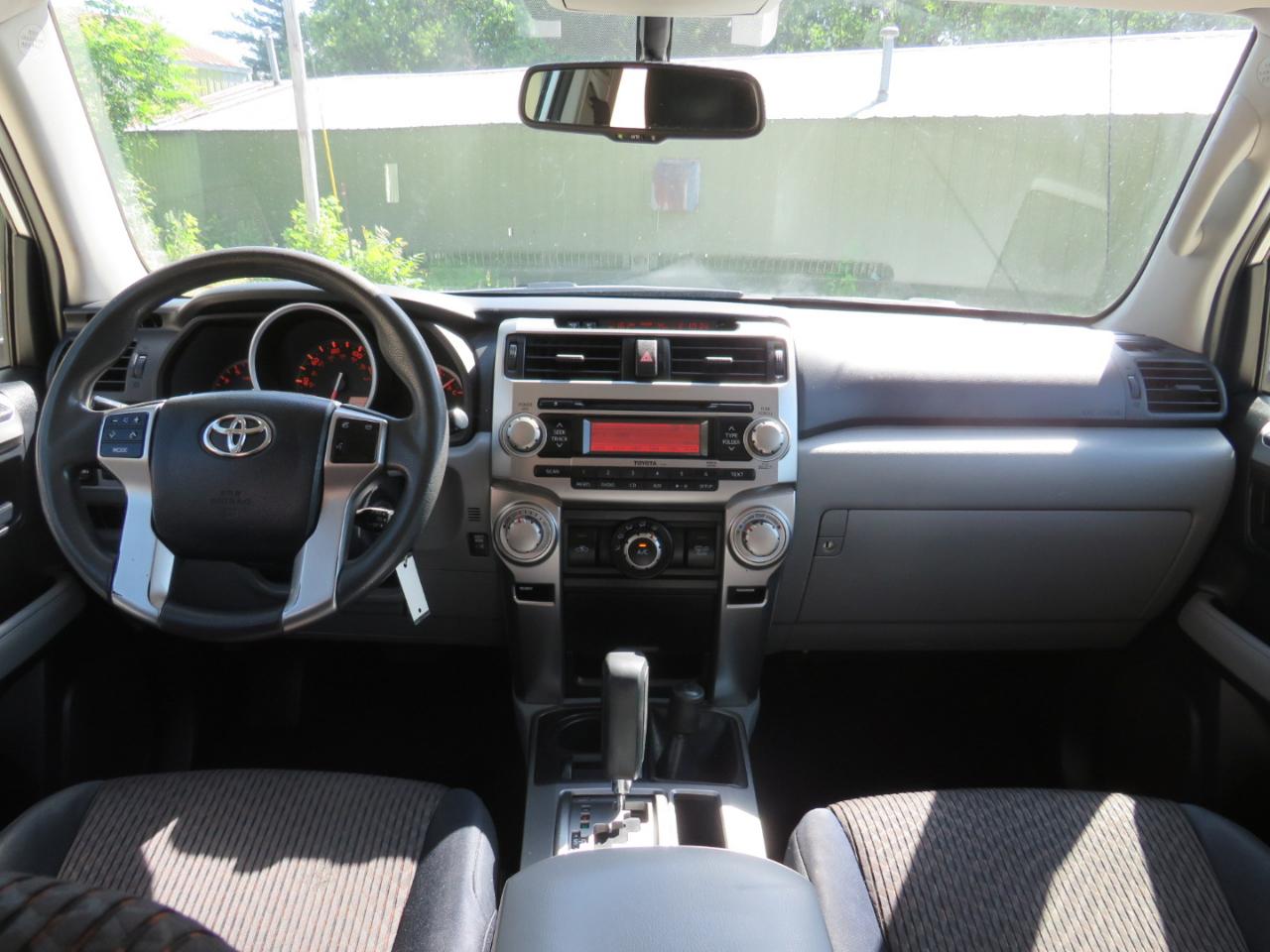Toyota 4Runner SR5 4WD 2012