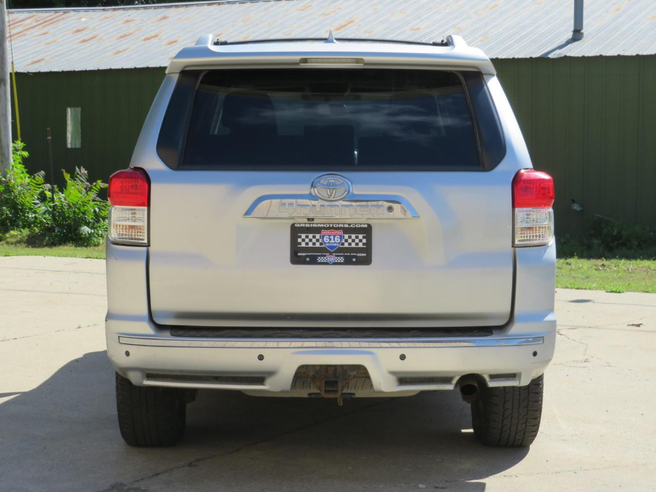Toyota 4Runner SR5 4WD 2012