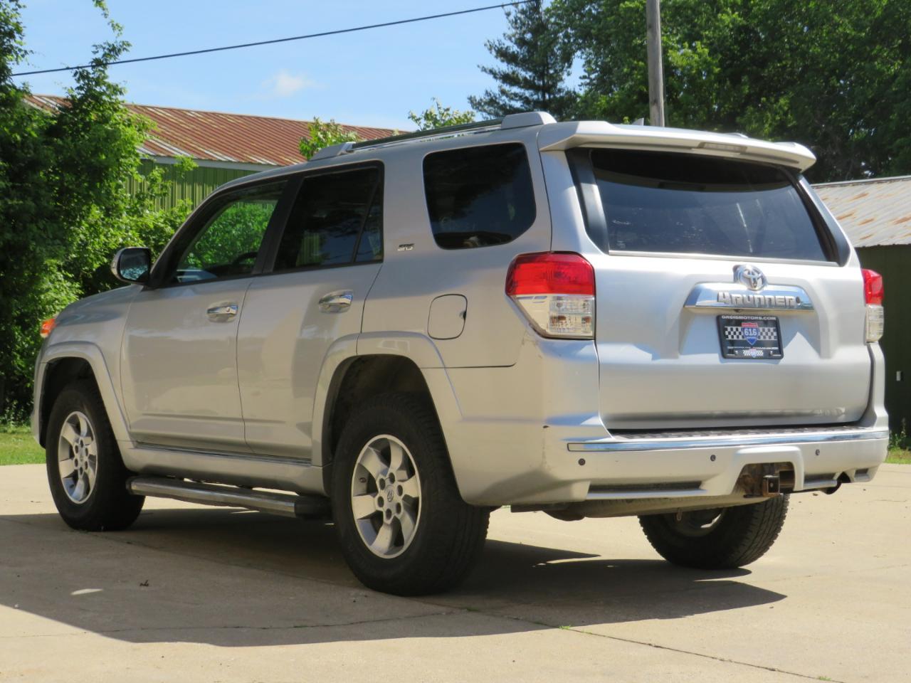 Toyota 4Runner SR5 4WD 2012