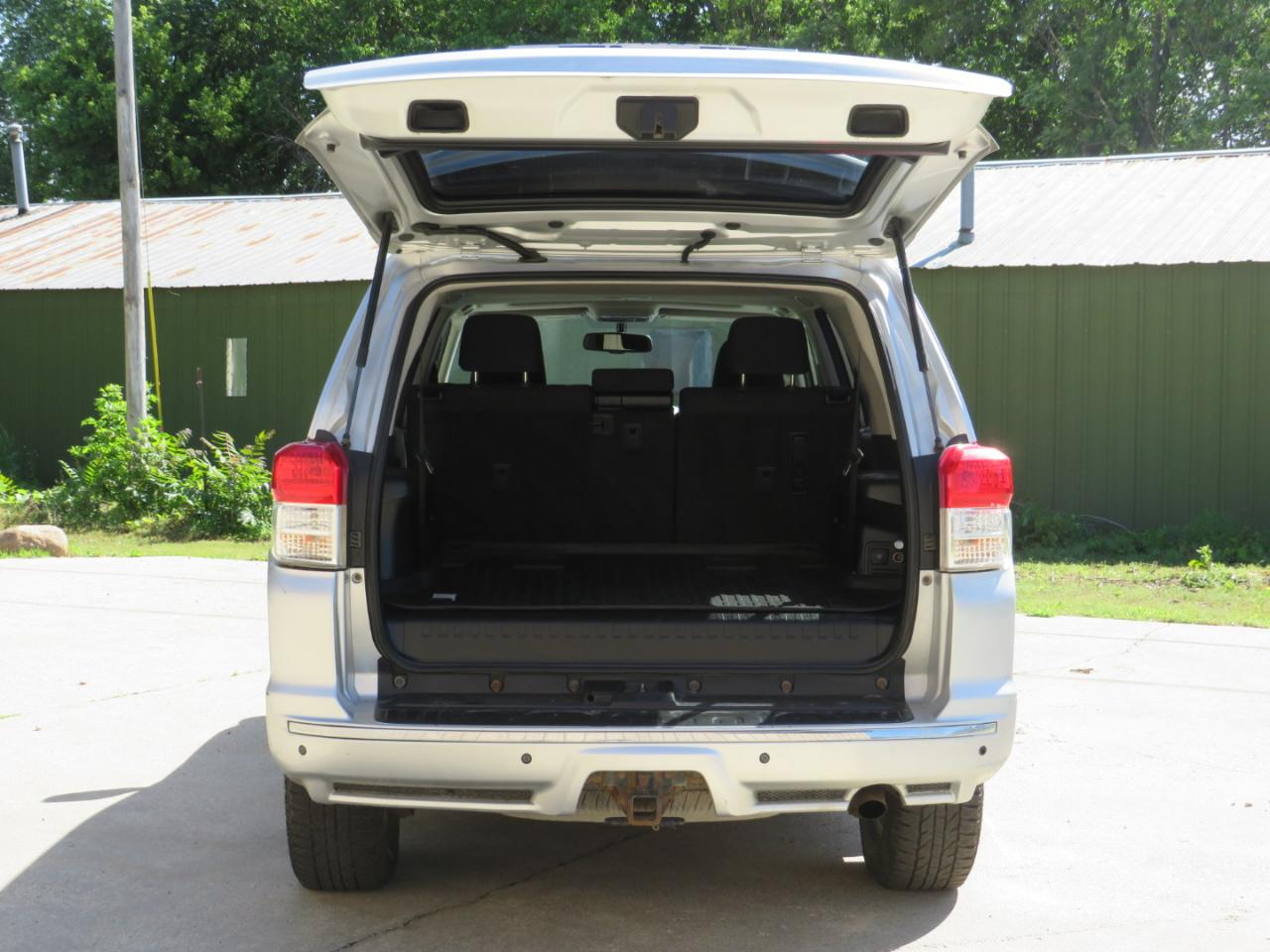 Toyota 4Runner SR5 4WD 2012