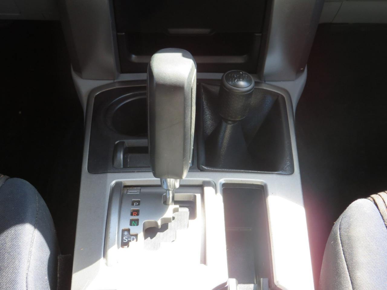Toyota 4Runner SR5 4WD 2012