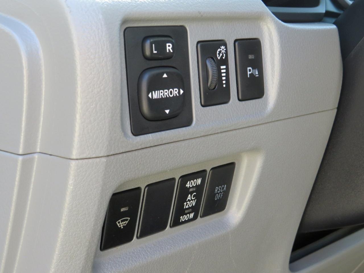 Toyota 4Runner SR5 4WD 2012
