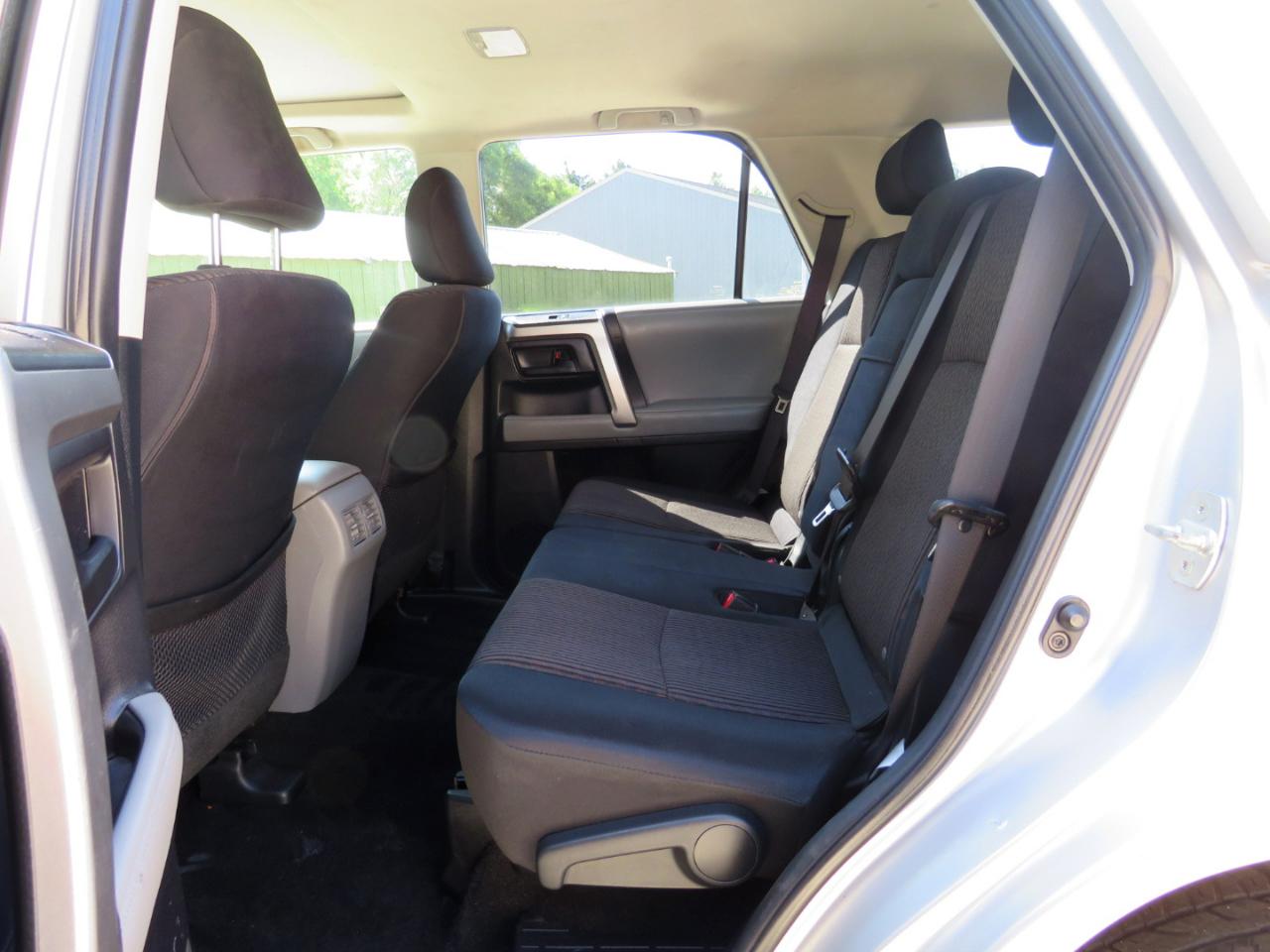 Toyota 4Runner SR5 4WD 2012
