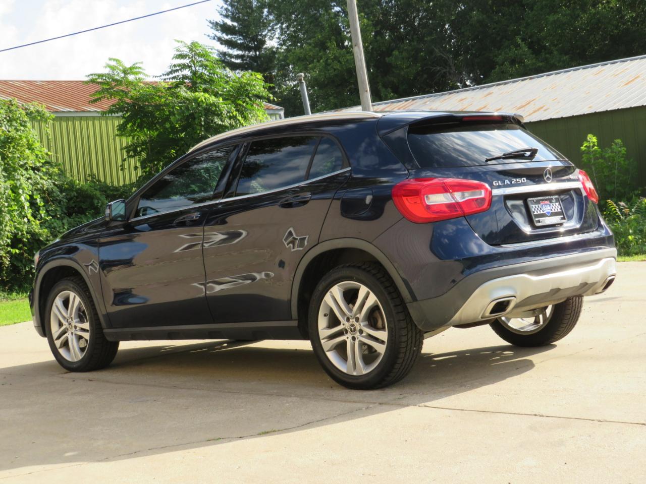 Mercedes-Benz GLA-Class GLA250 4MATIC 2018