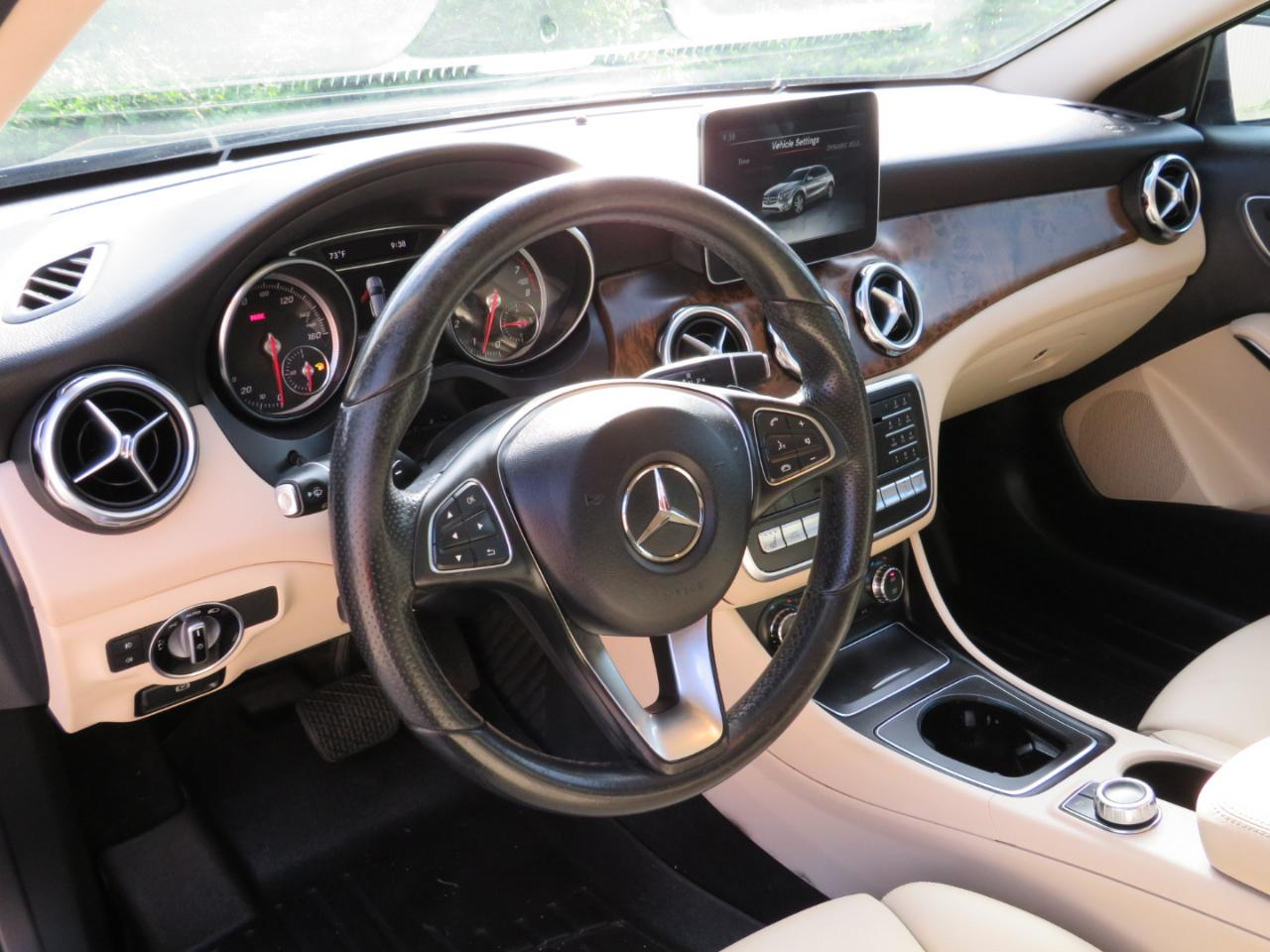 Mercedes-Benz GLA-Class GLA250 4MATIC 2018