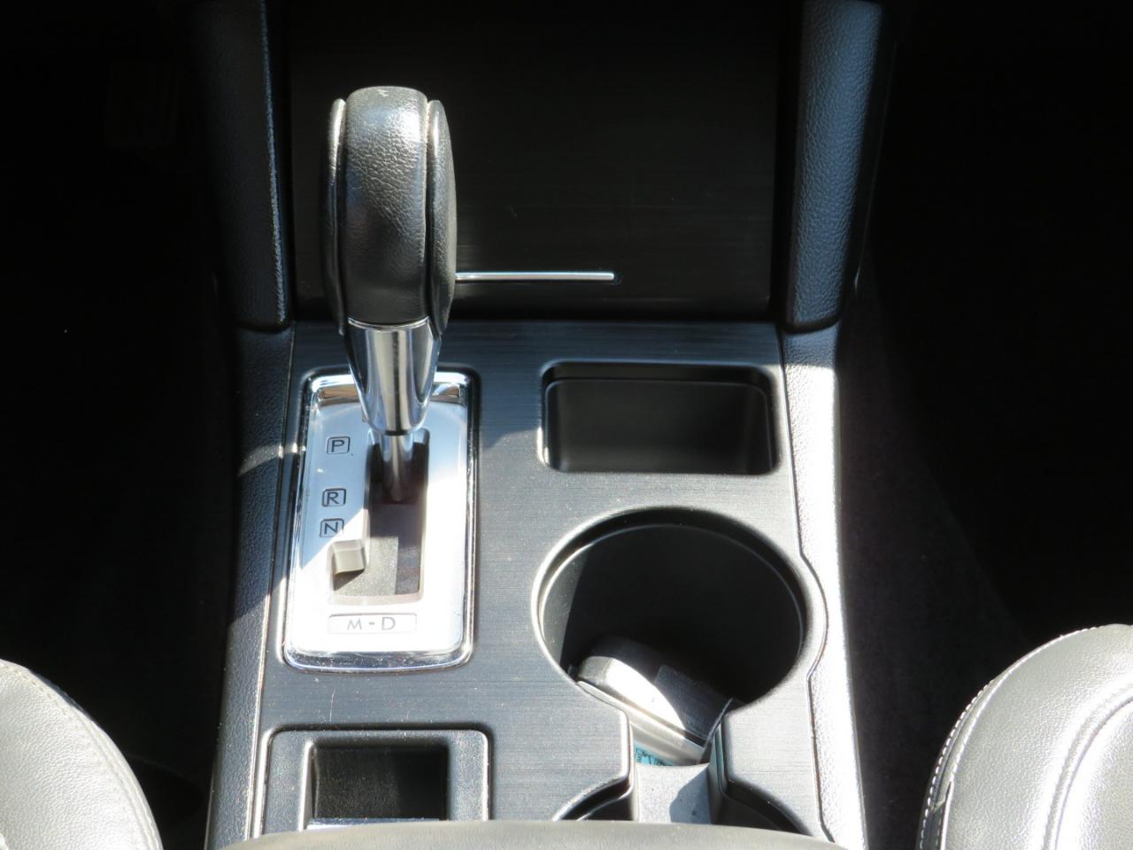 Subaru Legacy 2.5i Limited 2015