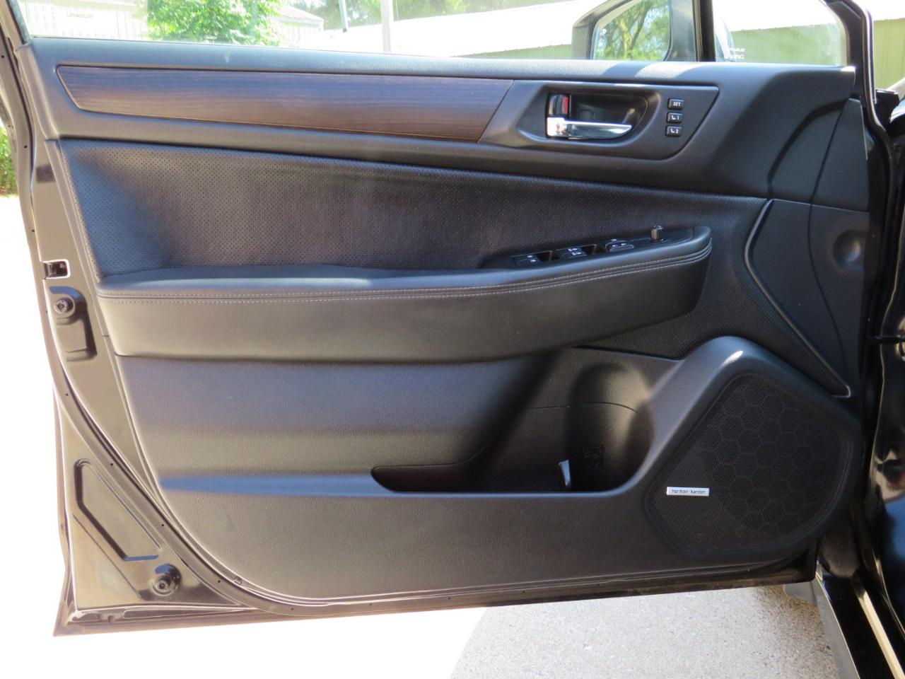 Subaru Legacy 2.5i Limited 2015