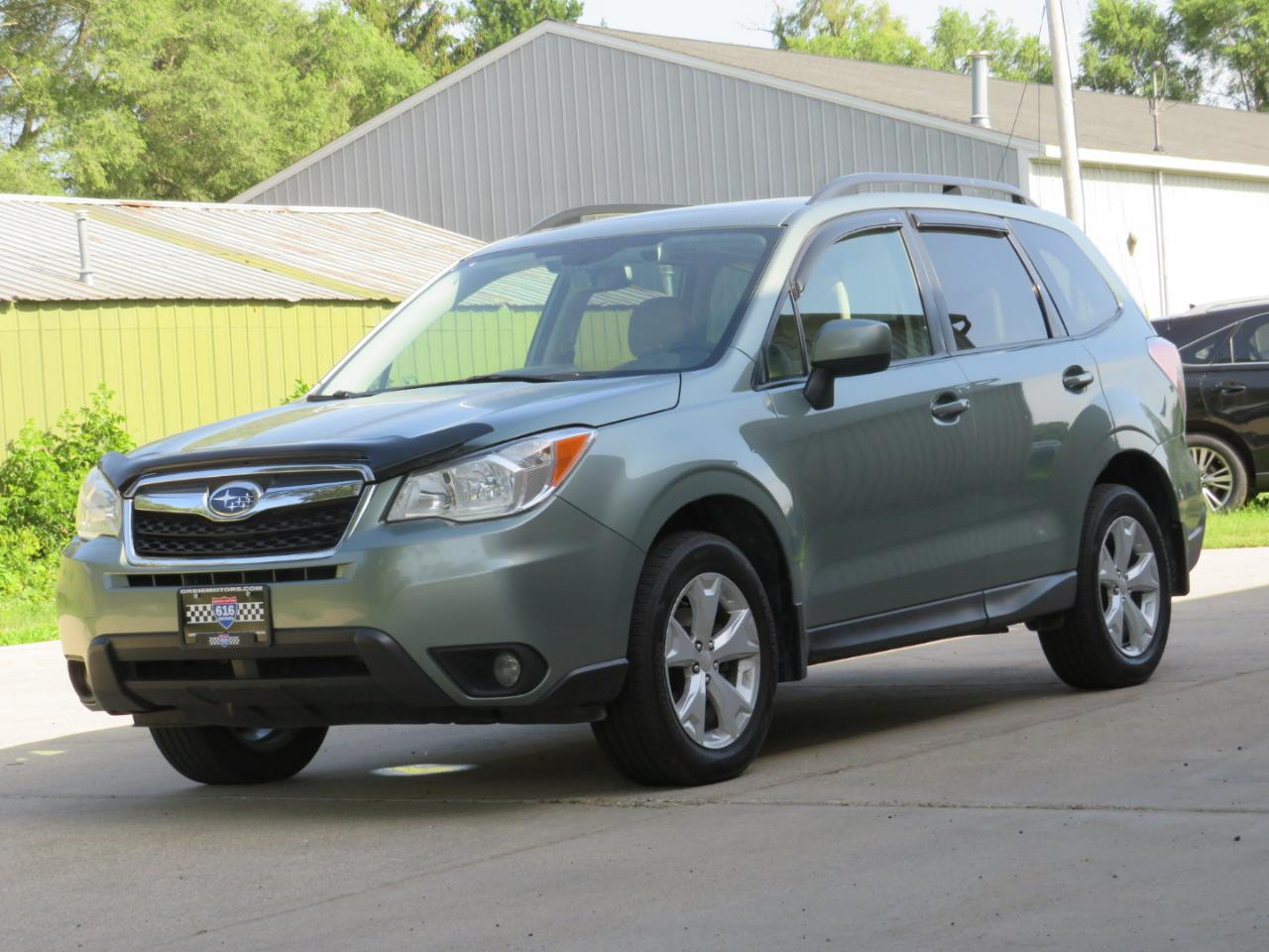 Subaru Forester 2.5i Premium 4D SUV at 2016