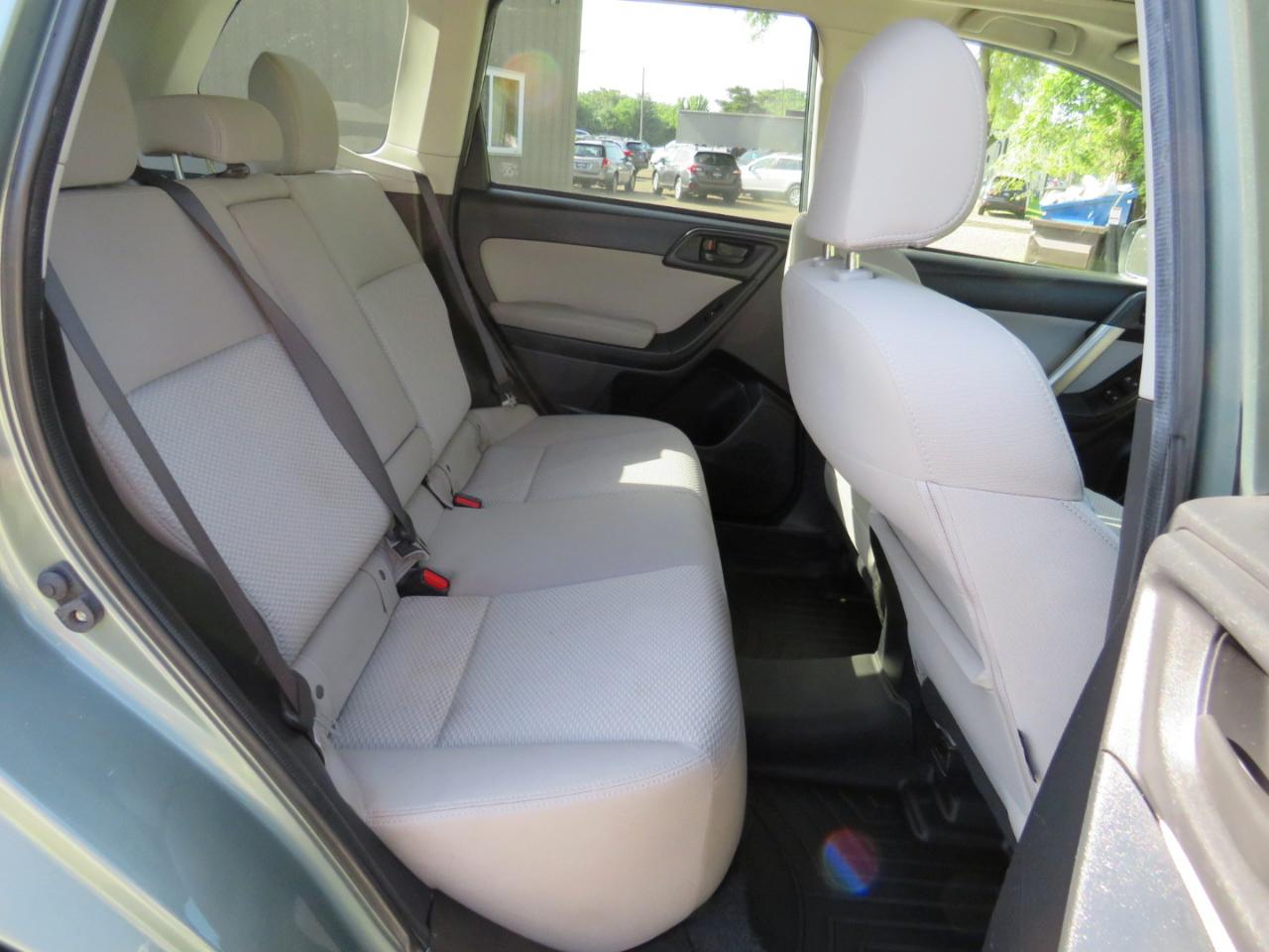 Subaru Forester 2.5i Premium 4D SUV at 2016