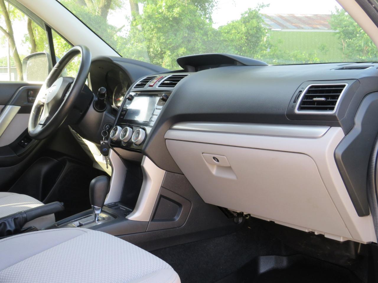Subaru Forester 2.5i Premium 4D SUV at 2016