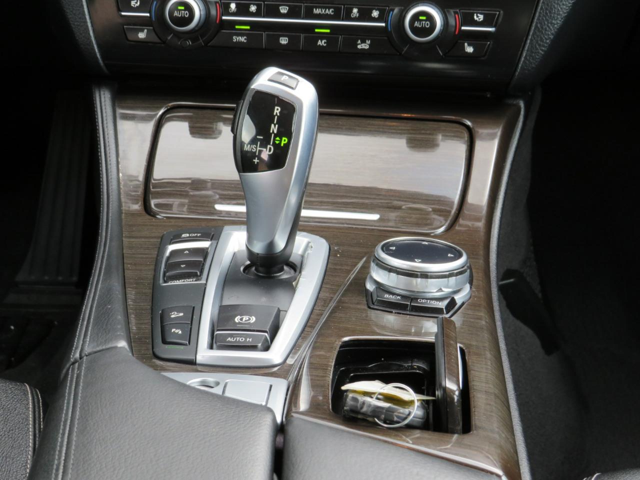 BMW 5-Series 535i xDrive 2014