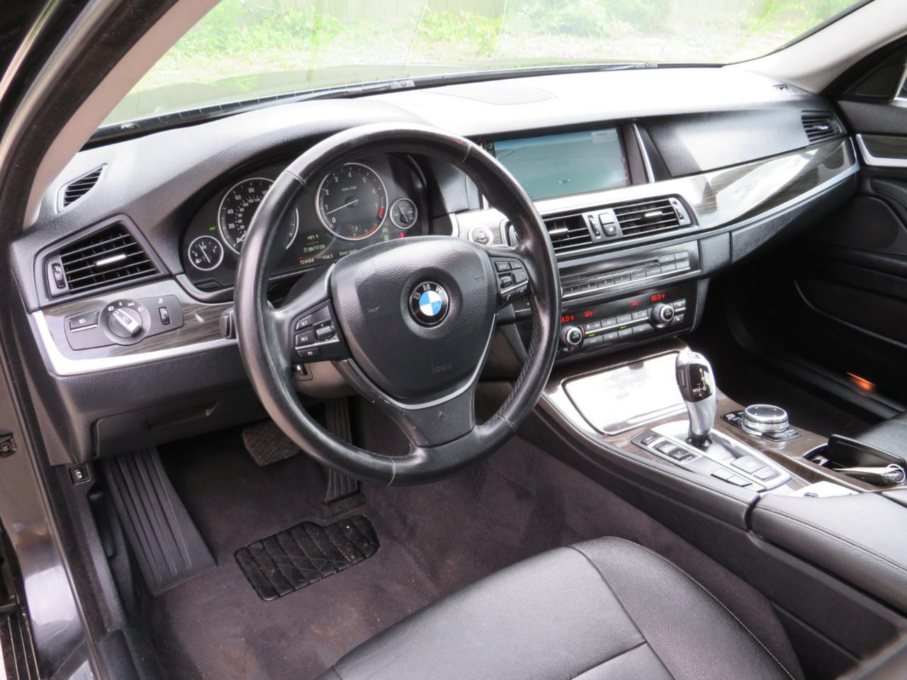 BMW 5-Series 535i xDrive 2014