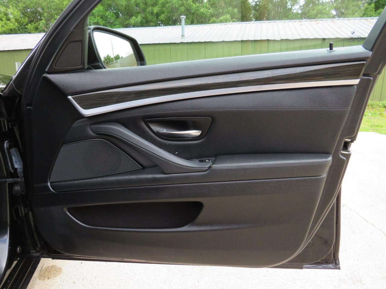 BMW 5-Series 535i xDrive 2014