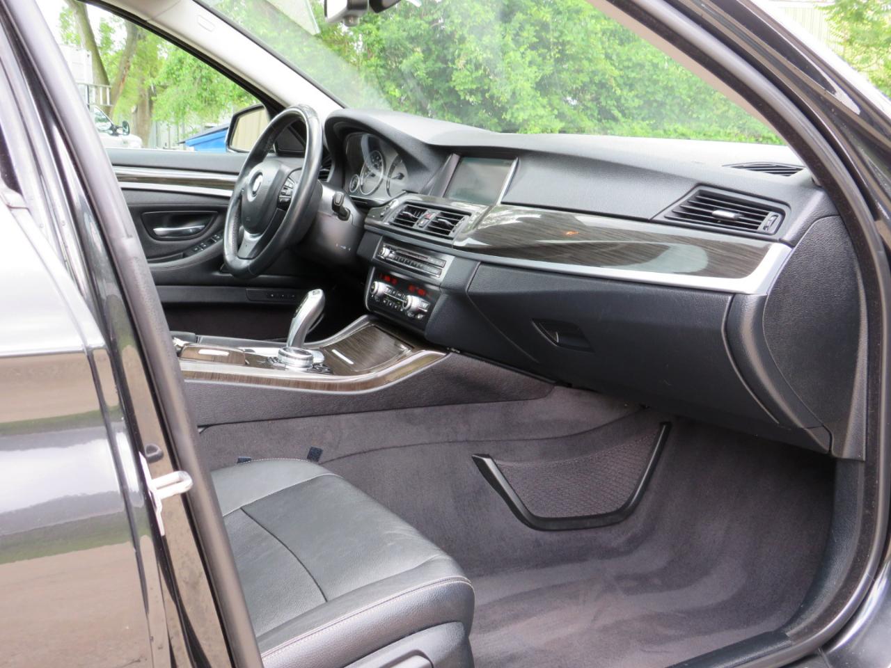BMW 5-Series 535i xDrive 2014