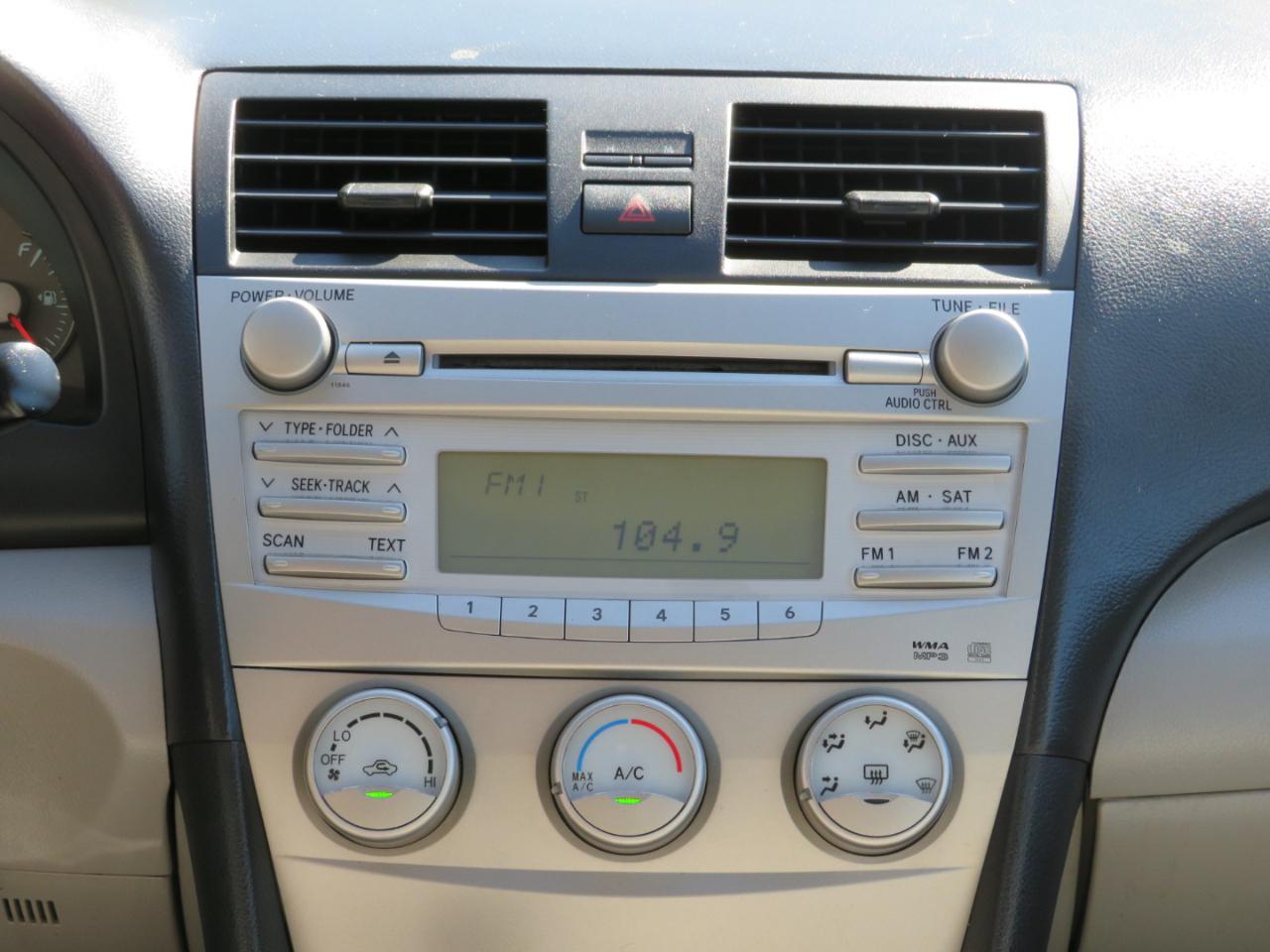 Toyota Camry SE 6-Spd AT 2010