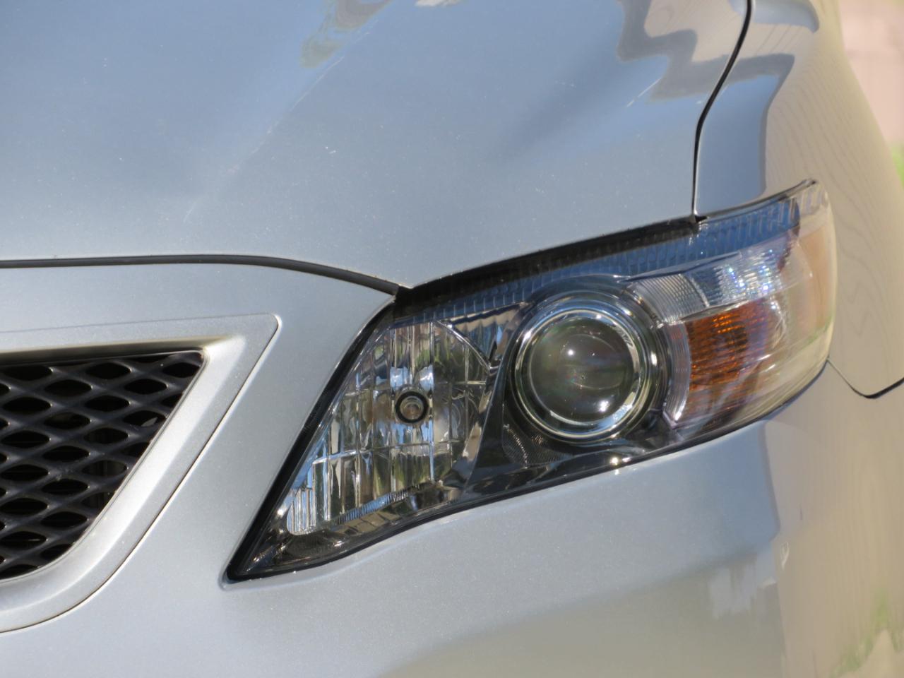 Toyota Camry SE 6-Spd AT 2010
