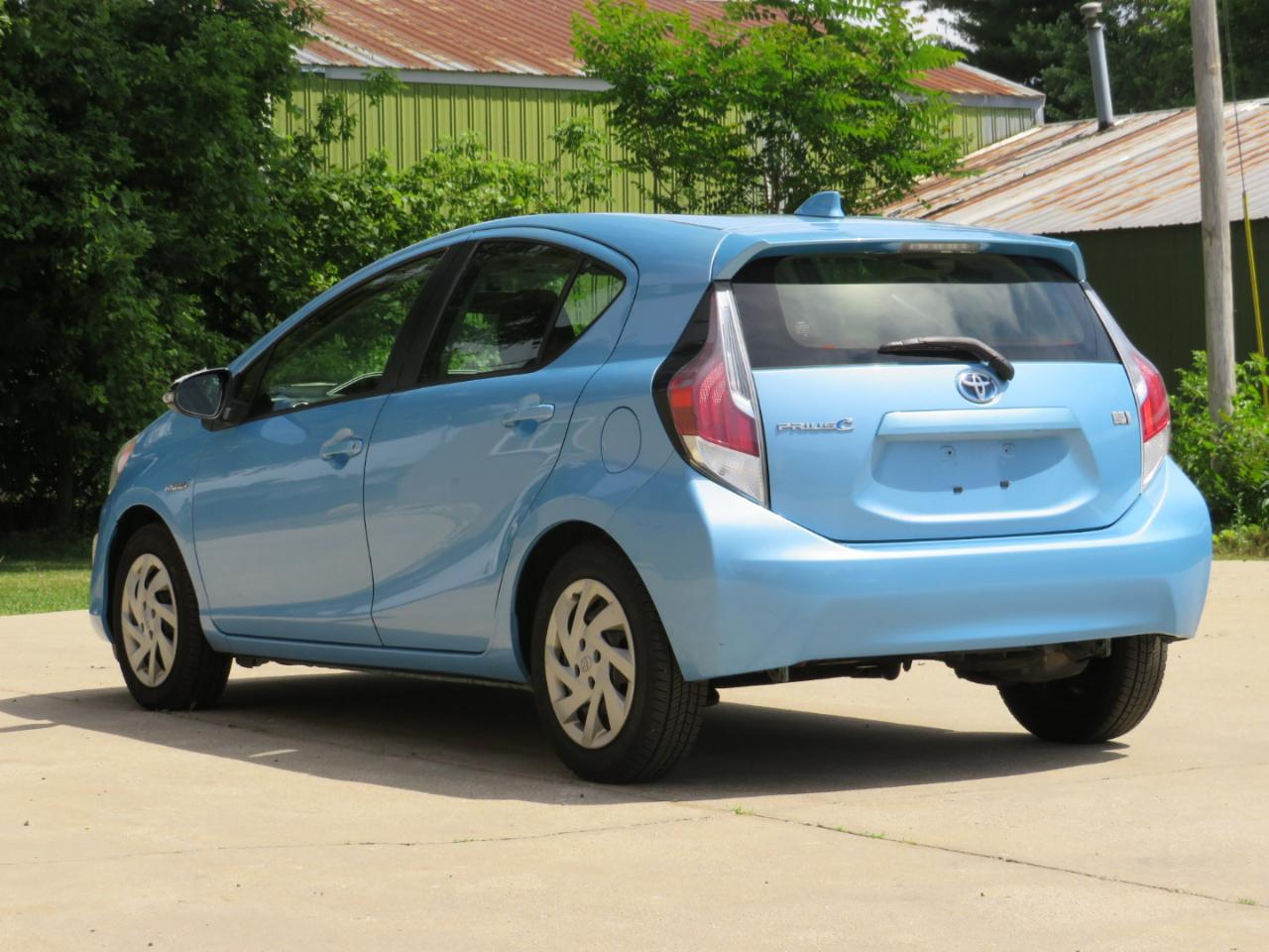 Toyota Prius c Two 2015